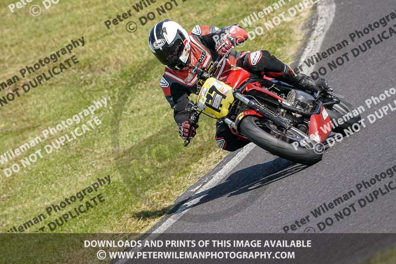 cadwell no limits trackday;cadwell park;cadwell park photographs;cadwell trackday photographs;enduro digital images;event digital images;eventdigitalimages;no limits trackdays;peter wileman photography;racing digital images;trackday digital images;trackday photos